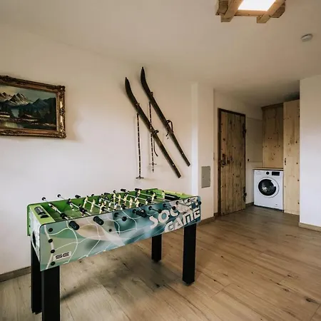 Webertonihuette Modern Retreat 度假居 Kliening