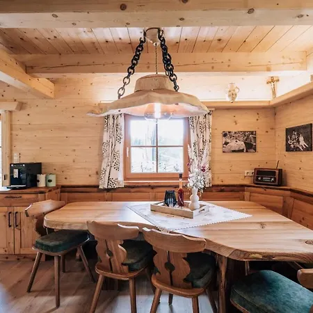 Webertonihuette Modern Retreat 度假居 Kliening